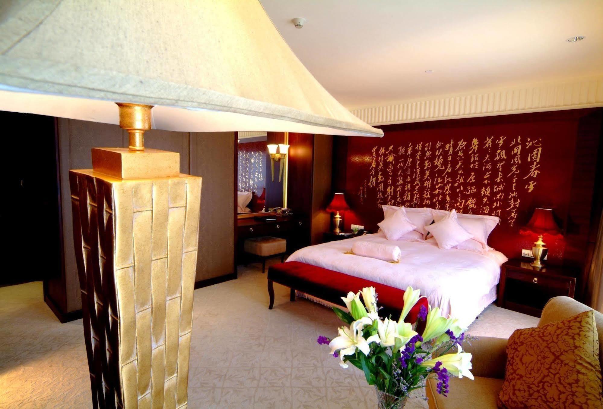 Heyuan Great International Hotel Экстерьер фото