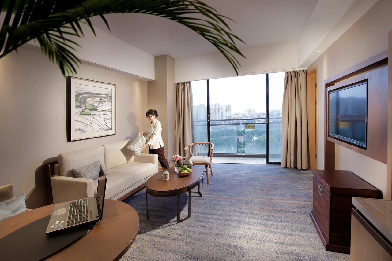 Heyuan Great International Hotel Экстерьер фото